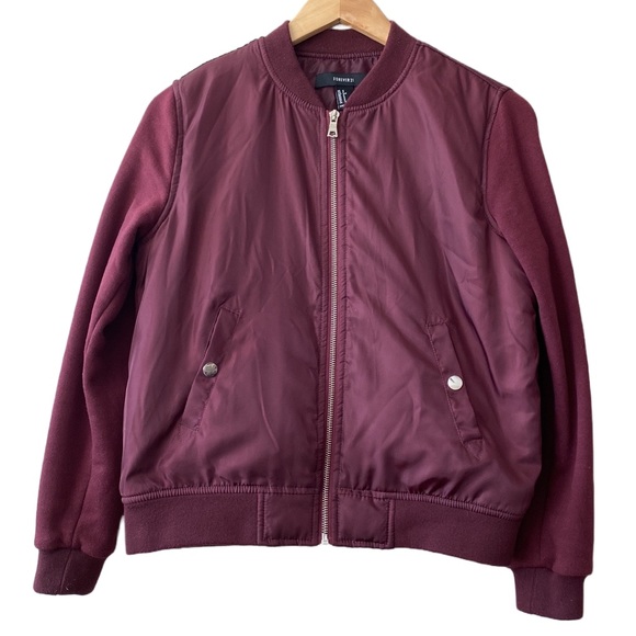 ⭐️Host Pick⭐️Forever 21 Bomber Jacket - Picture 2 of 11
